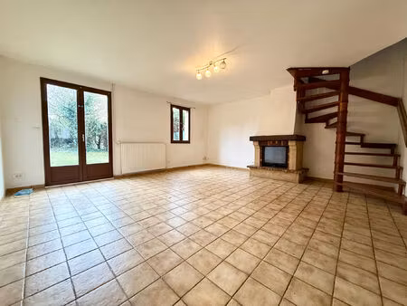 vente maison 5 pièces 85 m² amiens (80090)