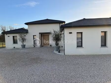 maison contemporaine proche de coutras habitation et activité libérale 485000€ st antoine 