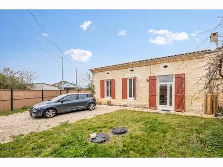 maison en pierre à 14 min de la page de montalivet