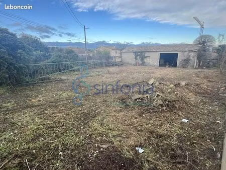 terrain 2208 m² sainte-anastasie