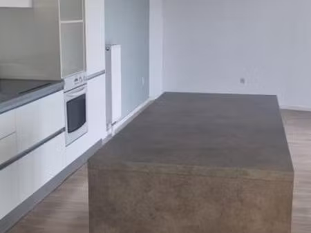 t3 lumineux avec balcon sur parc - résidence récente et sécurisé - linselles