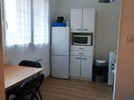 studio entièrement meublé