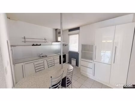 maison 3 pièces 64 m²