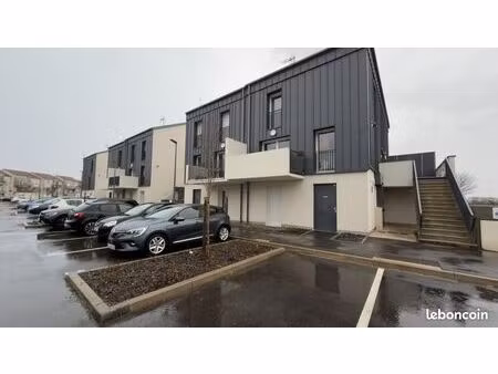 appartement 3 pièces 64 m²