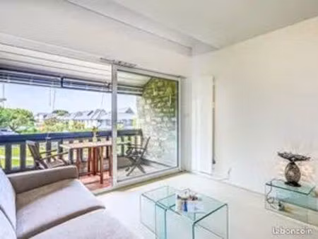 location studio meublé à carnac - 56340