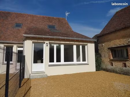 appt t2 rez de chaussée avec cour privative