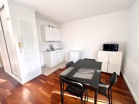 location appartement 1 pièce  30.95m²  bussy