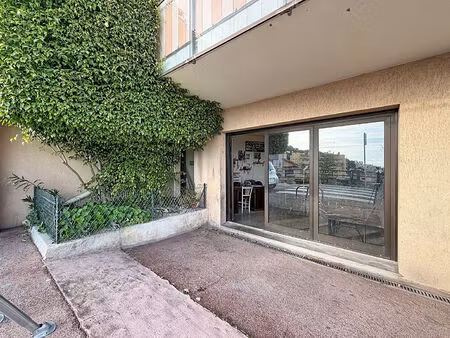 local commercial/professionnel15 avenue hugues savorani 06320 cap-d'ail