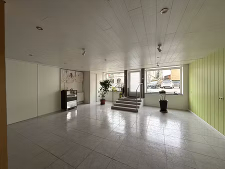 local commercial + appartement sancey 25430