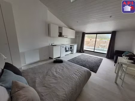 location appartement 1 pièce 27 m² à foix (09000)  495 €