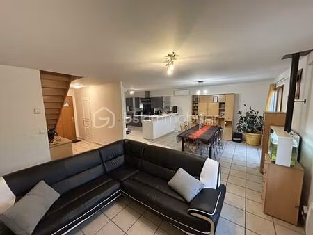 maison traditionnelle de 124 m² à villefontaine