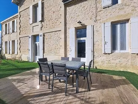 charmante maison de pierre de 215 m²  5 ch