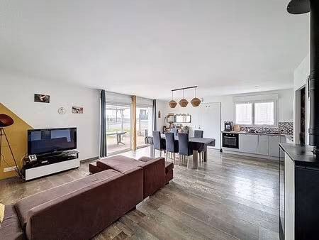 vente maison 5 pièces  96.00m²  château