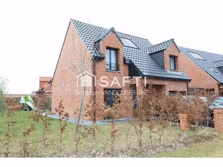 maison individuelle récente  3 chambres