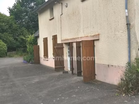 longère à rénover à vendre 5 pièces 13000m2 étang et 700m2 hangars geveze (35)