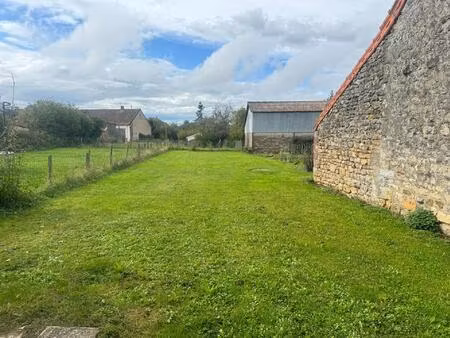 maison au calme  4 chambres  garage et terrain