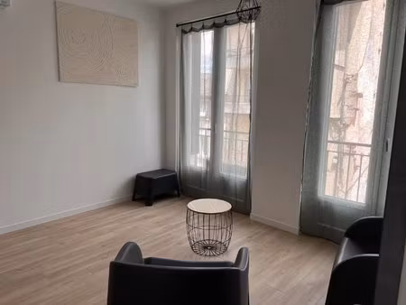 studio meuble