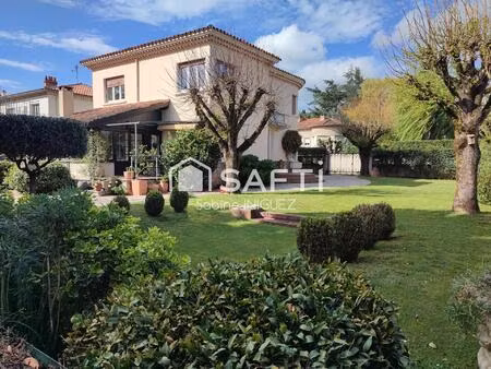 maison de ville art deco  jardin et garage