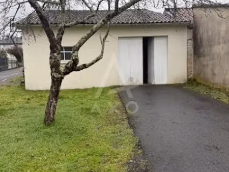 vente maison 1 pièce 53 m² à magnac-sur-touvre (16600)  55 000 €