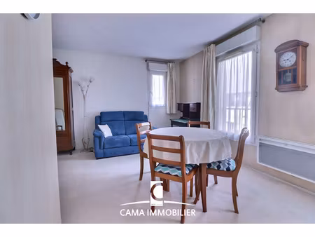 studio avec cave & parking à vendre à saint-cyr-l'école