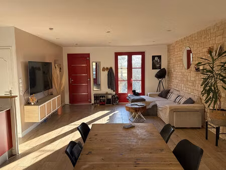 a vendre  parigny les vaux  maison sur sous-sol.