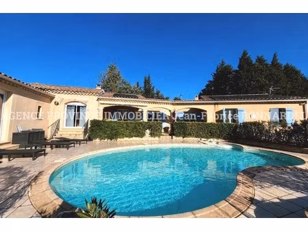 superbe maison de plain-pied avec chambres d’hôtes et piscine – cadre exceptionnel