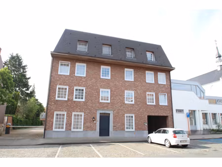 appartement te huur in roeselare met 2 slaapkamers