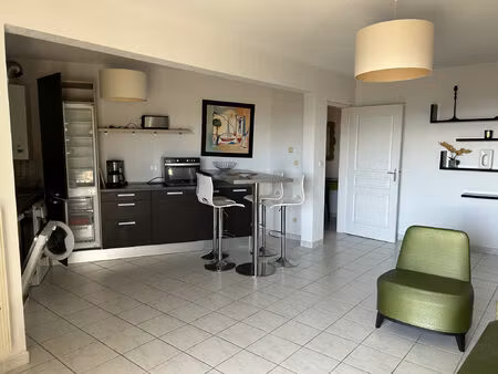 location appartement 2 pièces 57 m² à nice (06200)