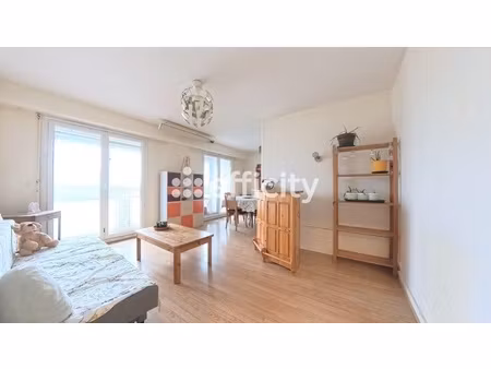 appartement 4 pièces - 80 m²