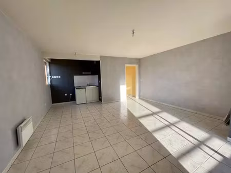 appartement à louer 2 pièces 48.42 m² - neufchâtel-en-bray (76) - 555€