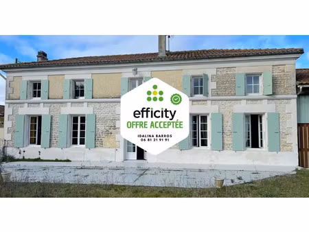 vente maison 5 pièces 160 m² à seigné (17510)  177 000 €