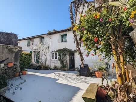 charme de l’ancien & fort potentiel – maison à réinventer selon vos envies