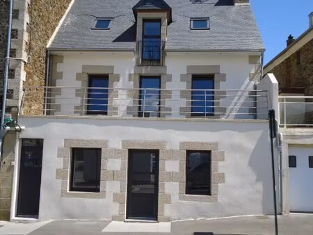 centre etables sur mer appartement t3 de 68m² avec grande terrasse bois