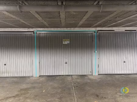 garage te koop in evere