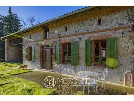 propriete de caractere renovee - parc et dependance