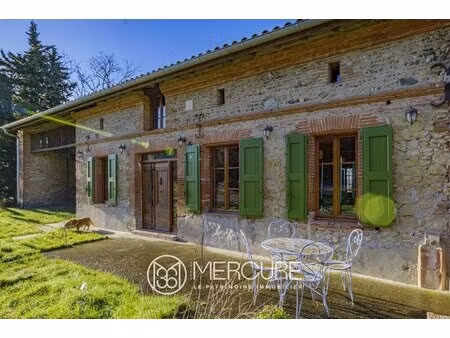 propriete de caractere renovee - parc et dependance