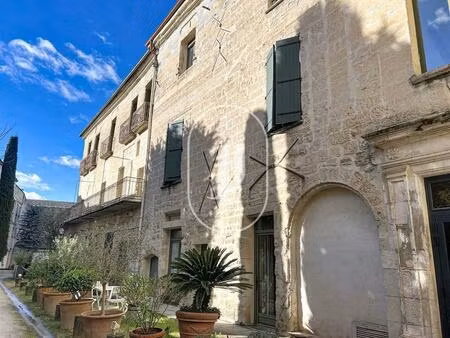 duplex de charme à vendre au coeur du centre historique d'uzès