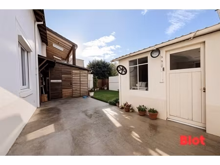 maison familiale en fond d’impasse  au calme  exposée plein sud