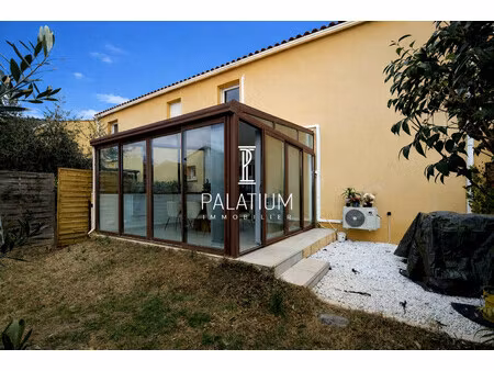 quartier du forum  maison de t2 avec jardin et parking