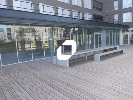 location commerce bordeaux 33300