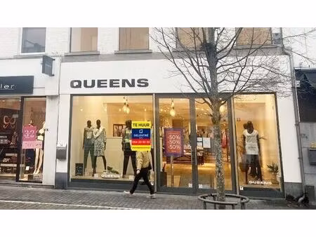 handelsgelijkvloers te huur – absolute topligging in mol