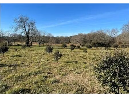 vente terrain 3800 m² hautefort (24390)