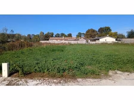 terrain à bâtir à saint-laurent-médoc (33112)