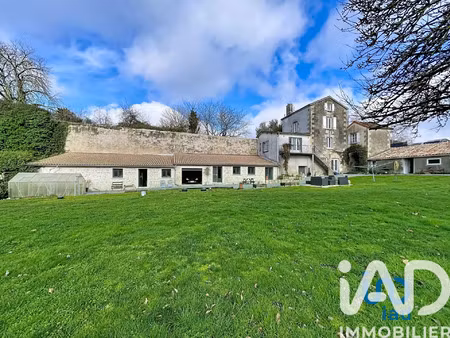 vente maison à coulonges-sur-l'autize (79160) : à vendre / 183m² coulonges-sur-l'autize