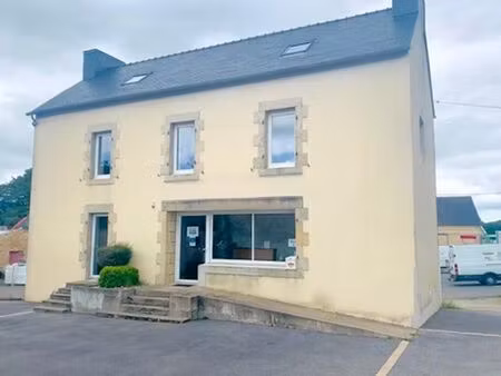 vente immeuble 160 m² mellac (29300)