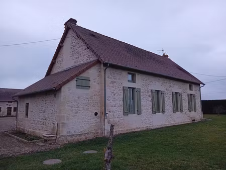 vente maison 5 pièces 145 m² à sanssat (03150)  349 000 €