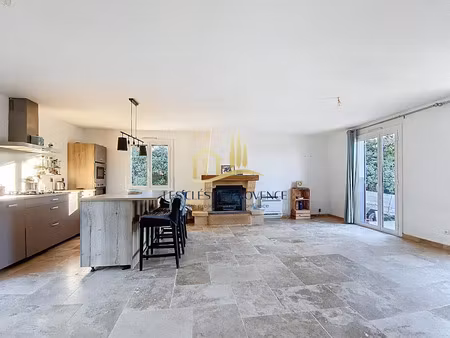 vente maison 4 pièces 90 m² à rognac (13340)  390 000 €