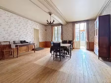 vente maison 8 pièces 295 m² à bourgneuf (17220)  399 500 €
