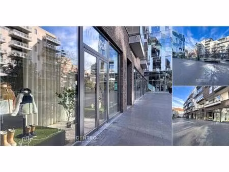 surface commerciale à louer à de munt 18-19 roeselare (rbv12222)