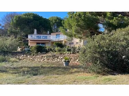 maison de 9 pièces de 170 m² située à millas